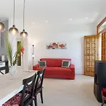 Casa Betty アパート アラッシオ